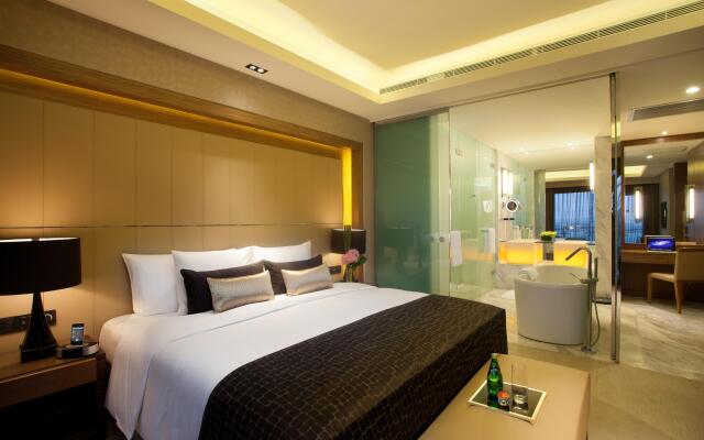 Crowne Plaza Shanghai Harbour City