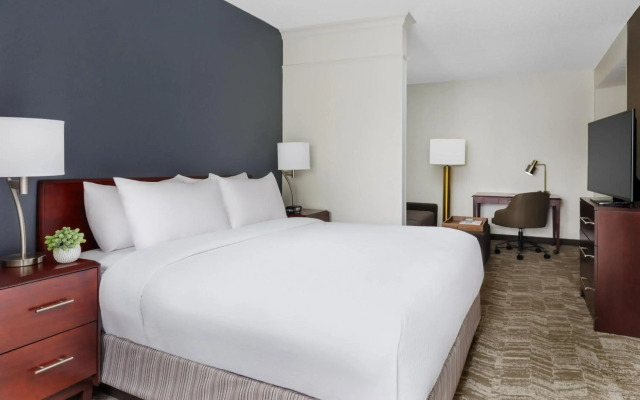 SpringHill Suites Manchester-Boston Regional Airport