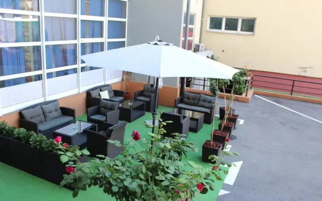 Hotel Tehnograd