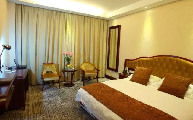 Zhonghui Hotel