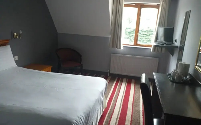 The Airman Hotel