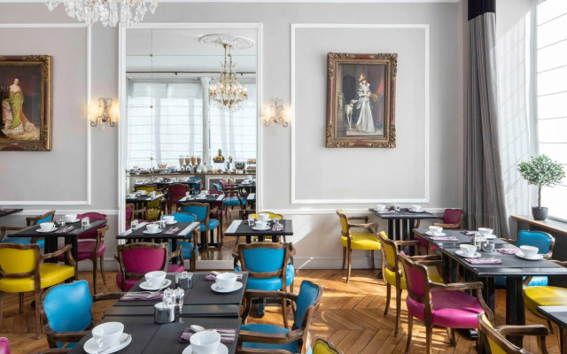 Hôtel Bradford Elysées – Astotel