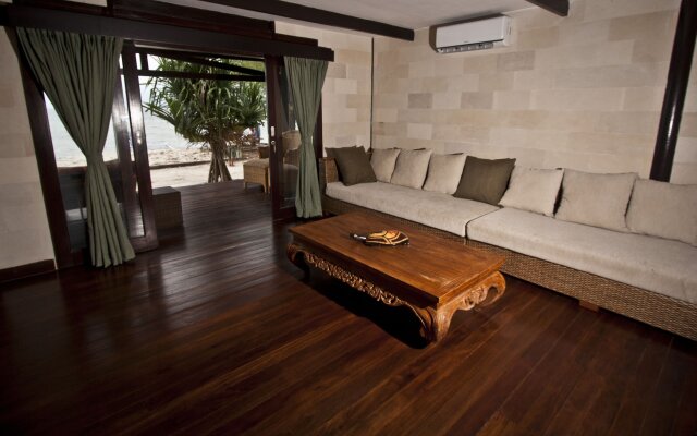 Meno Mojo Beach Resort