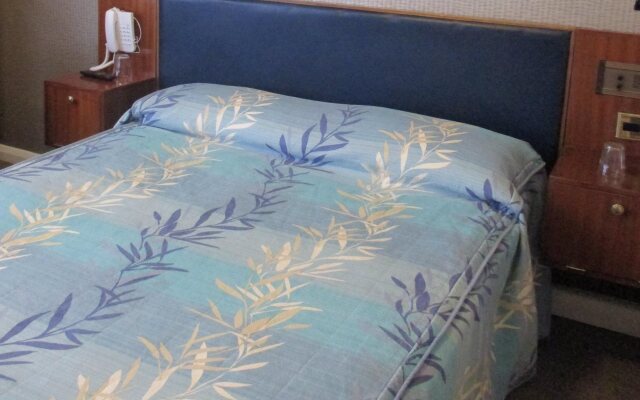 Mitre House Hotel