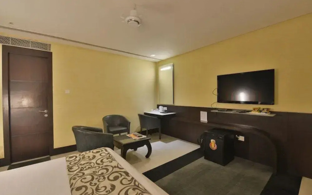Hotel The Golden Oak Central by Citrus Prime