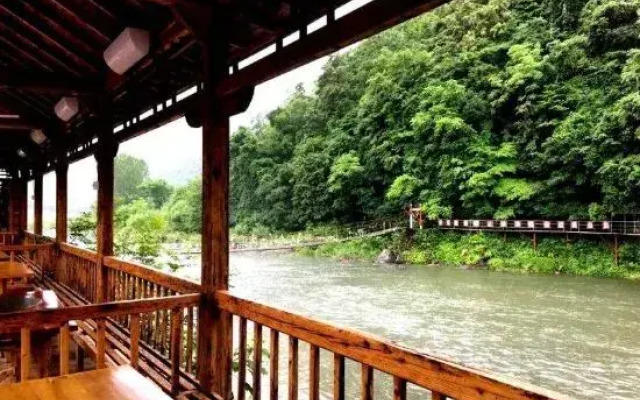 Northern Zhouzhuang Resort