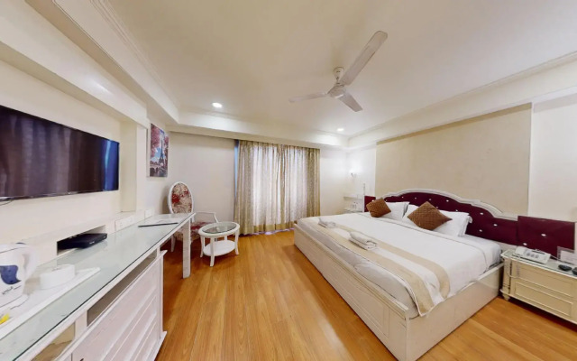 Hotel Magenta