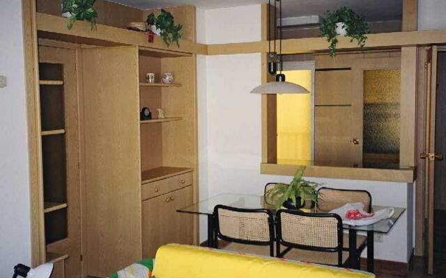 Apartaments Fenals Park