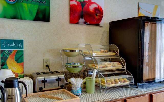 Quality Inn & Suites Glen Rose