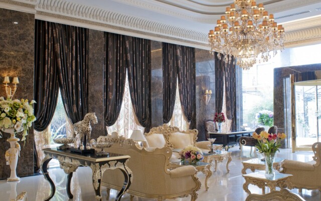 LK The Empress Pattaya