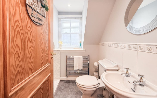 Quiet Riverside Retreat in Royal Deeside Ballater