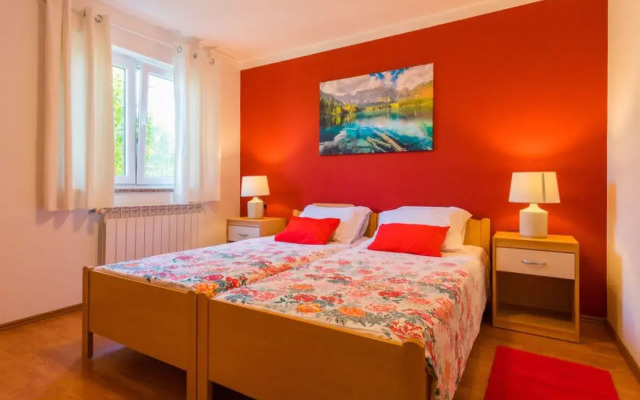 Apartment Cancar Como 41139