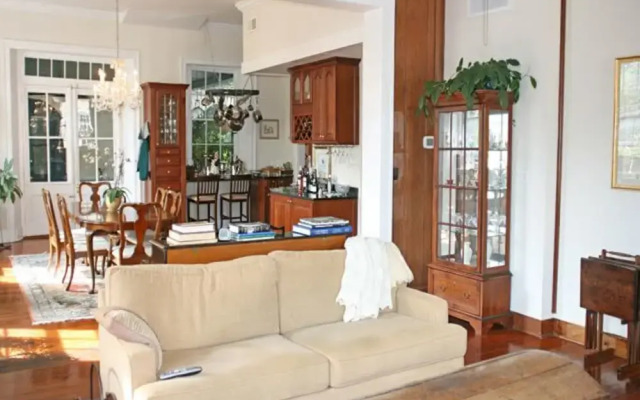 27 State Street Bed & Breakfast