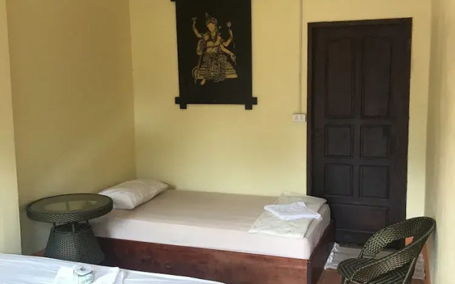 Riverview Bungalows & GH