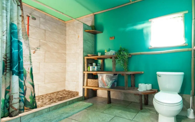 Open Gate Hostel Hawaii