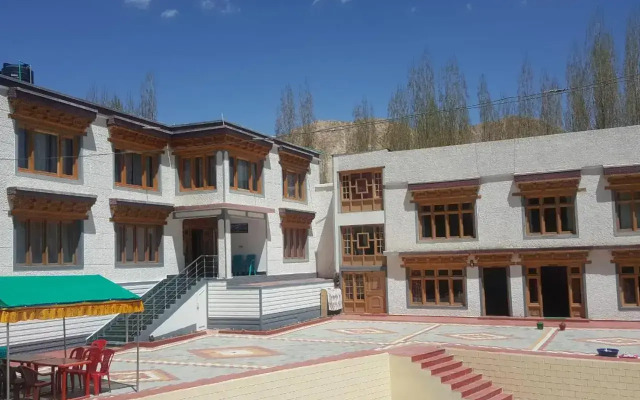 1 BR Guest house in Yurtung, Leh, by GuestHouser (9202)