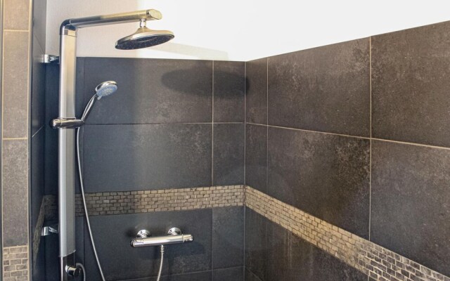 Stunning Home in Hellevoetsluis With 2 Bedrooms and Wifi