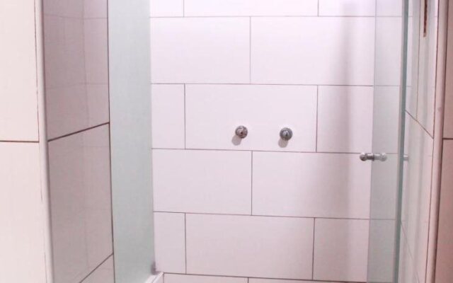 Hostal Alpes Lima