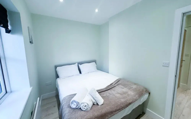 142 Huntingdon Town Centre Apartments