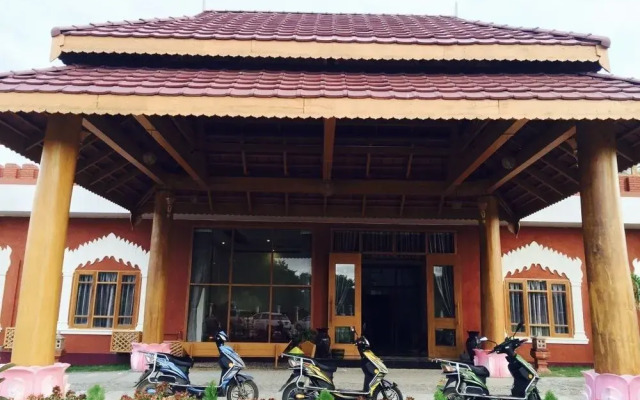 WEStay at Bagan Lotus Hotel