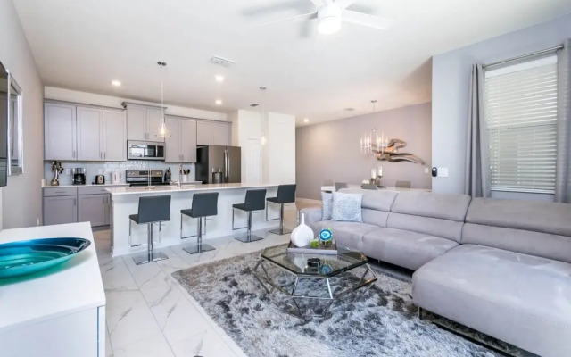 1571 Sand Bagger Drive