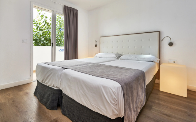 Globales Los Delfines Hotel & Apartments