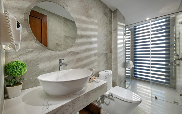 Menora Premium Da Nang