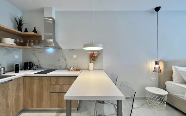 Kono Studios & Suites