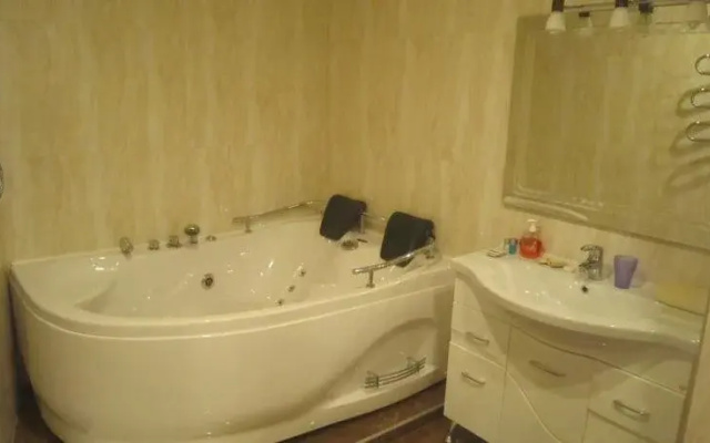Staybridge Mini-Hotel in Most City PANORAMIC RIVER VIEW
