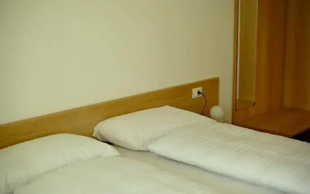 B&B Vaja