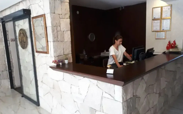 The Klazomenai Marine Hotel