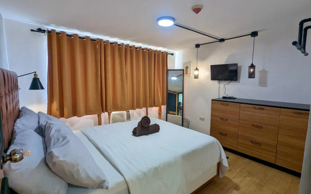 1BR Artist Loft Cambridge Cainta Pasig Fast Wifi