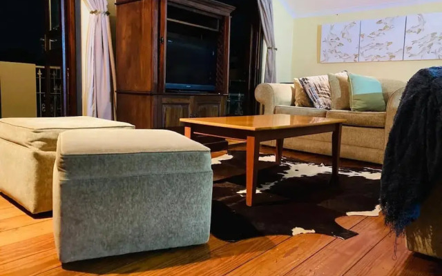 Room in Guest Room - Mash On 569 Rupert st