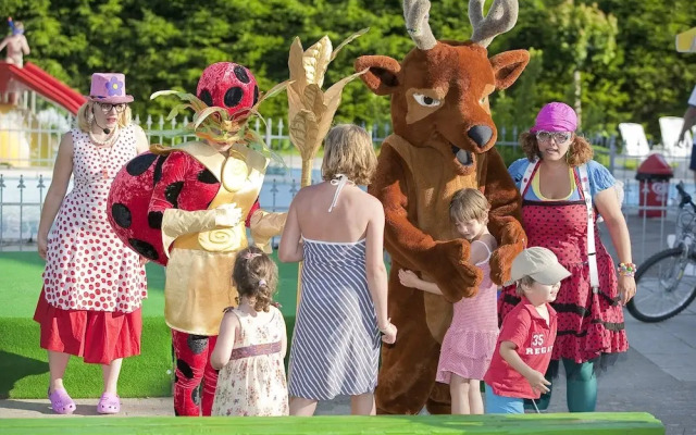 Mobile Home With Heated Pool