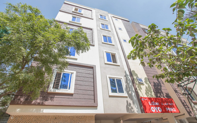 OYO 10480 Hotel PMR