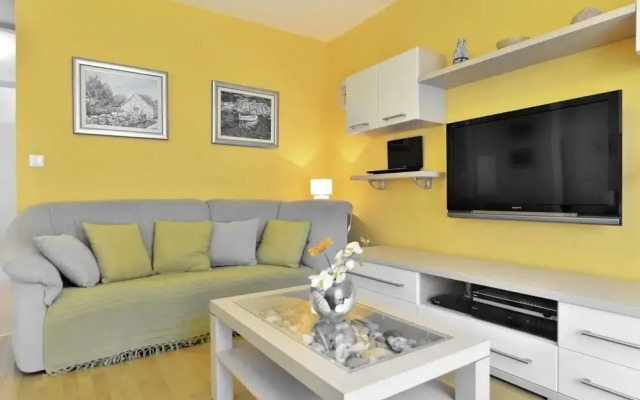 Sama - Modern & Comfortable - A1