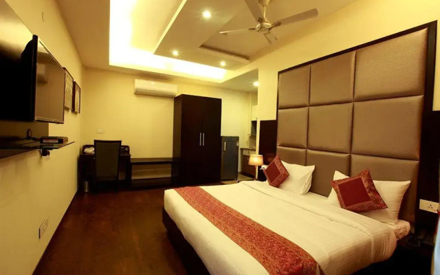 Jasola Suites And Apartments