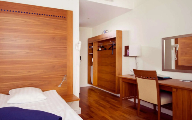 Home Hotel Temperance