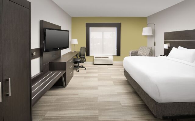 Holiday Inn Express Knoxville-Strawberry Plains by IHG