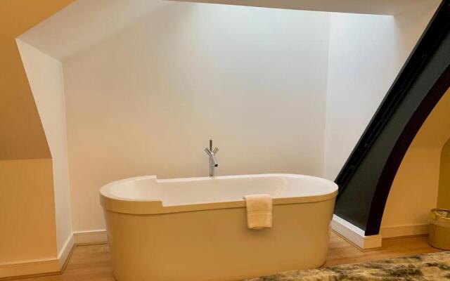 Quebecs Luxury Aparthotel