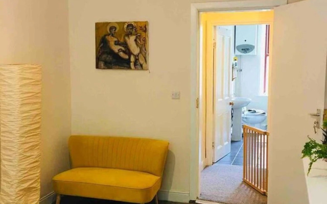 Spacious Riverside Home, 3 Bedrooms, Hebden Bridge