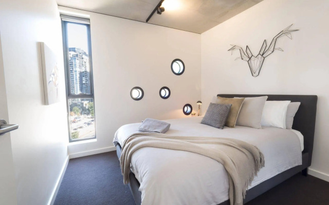LittleStay Collection - Sturt