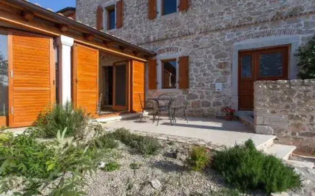 Sunny House