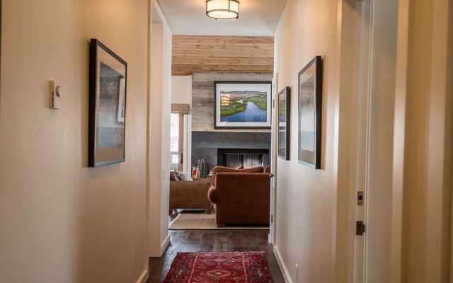 Wildflower 655 - 3 Br Condo