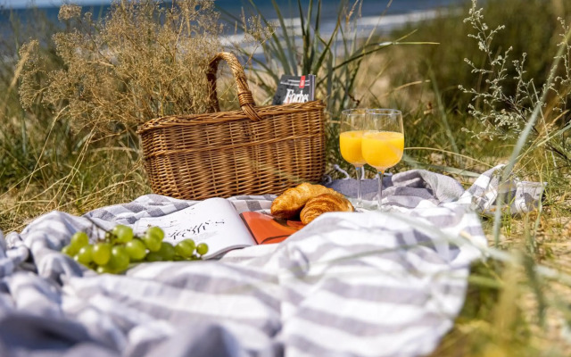 Alka, City Apt. Sea, Park and Parking, by Cohost