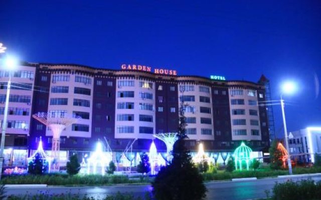 Отель Garden House Hotel (Гарден Хауз Отель) Узбекистан, Навои - отзывы, цены и фото номеров - забронировать отель Garden House Hotel (Гарден Хауз Отель) онлайн вид на фасад
