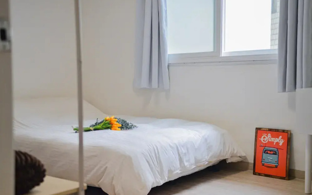 Jerry Blossom - Hostel