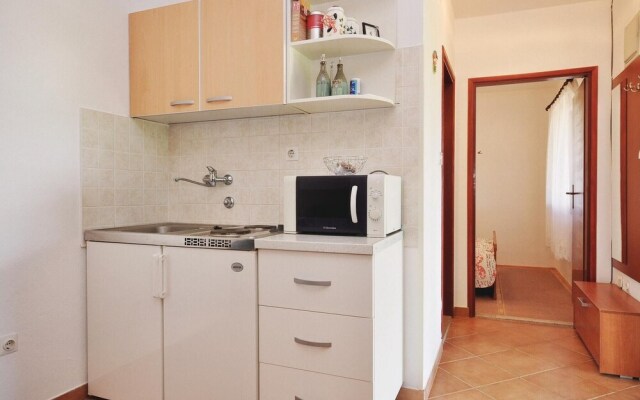 Awesome Home in Starigrad Paklenica With 1 Bedrooms