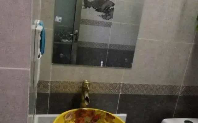 Donglai Hostel Dunhuang