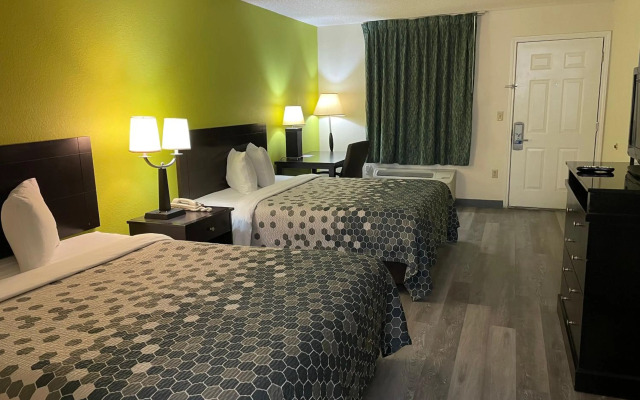 Econo Lodge Inn & Suites Sweetwater I-20